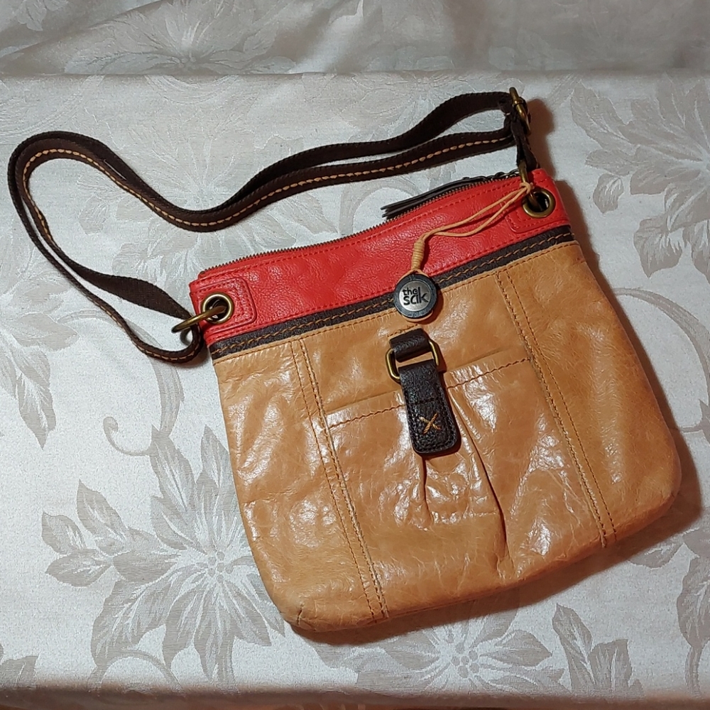 TheSAK LeatherCrossbody•Lt.Buckskin•Dk Coral•Brown